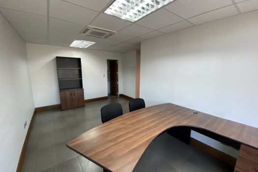 EN ARRIENDO ESPACIO DE OFICINAS EDIFICIO INVERSUR