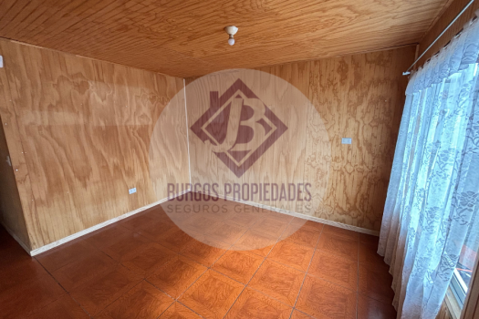 ARRIENDO CASA A PASOS DE AV. PEDRO DE VALDIVIA